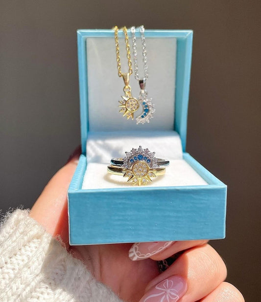 🌌💖 ¡Brilla con Estilo! Lleva Contigo el Dúo de Collares y Anillos Sol y Luna en Promoción, ¡Aprovecha Antes de Que Se Agoten! ⏳✨